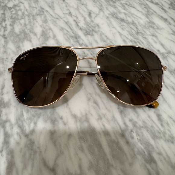Maui Jim Cliff House Aviator Sunglasses with Gold Frame